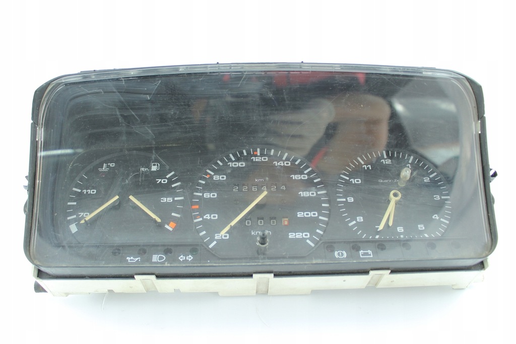 фото №1, Счетчик спидометр vw passat 81111762 vdo