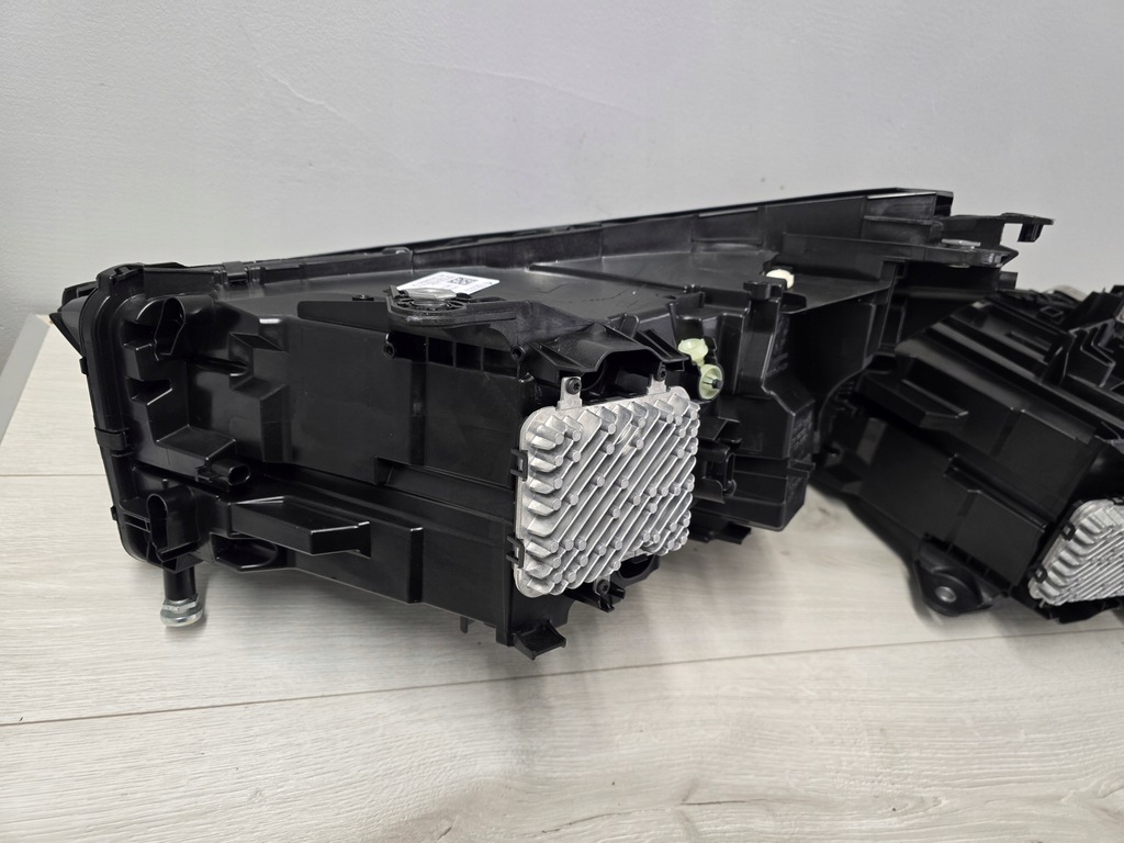 фото №14, Лампа правая левая bmw g60 shadow полный europa