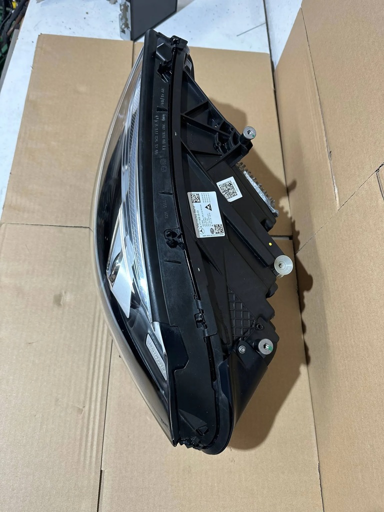 фото №9, Mercedes-benz a w177 2021 лампа передняя правая a1779060503 комплектная eu