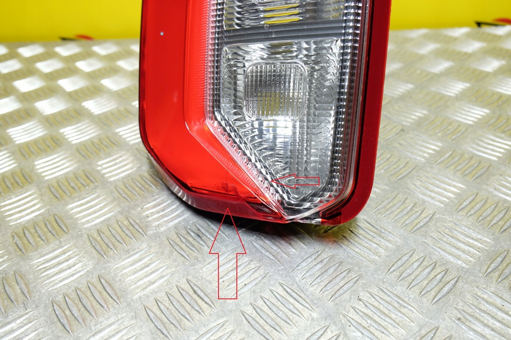 фото №9, Ford explorer 2019- лампа задняя задняя левая usa