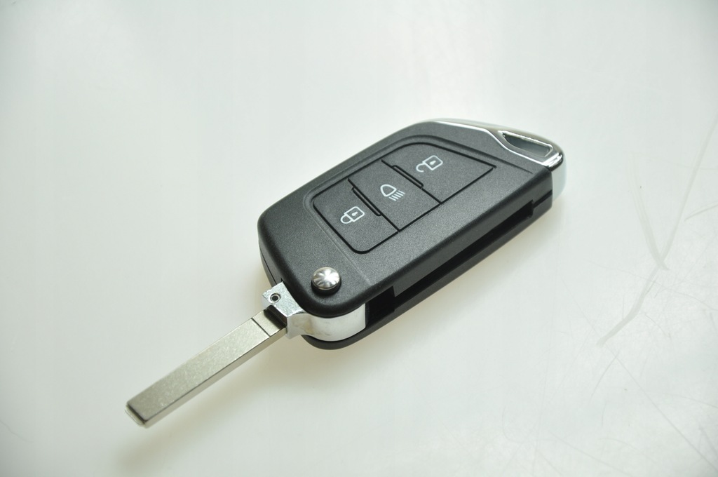 фото №5, Citroen c2 c3 c4 c5 c6 c8 grand picasso peugeot 407 ключ pilot корпус