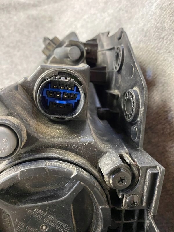 фото №15, Фара лампа передняя правая - hyundai ioniq full led 17-