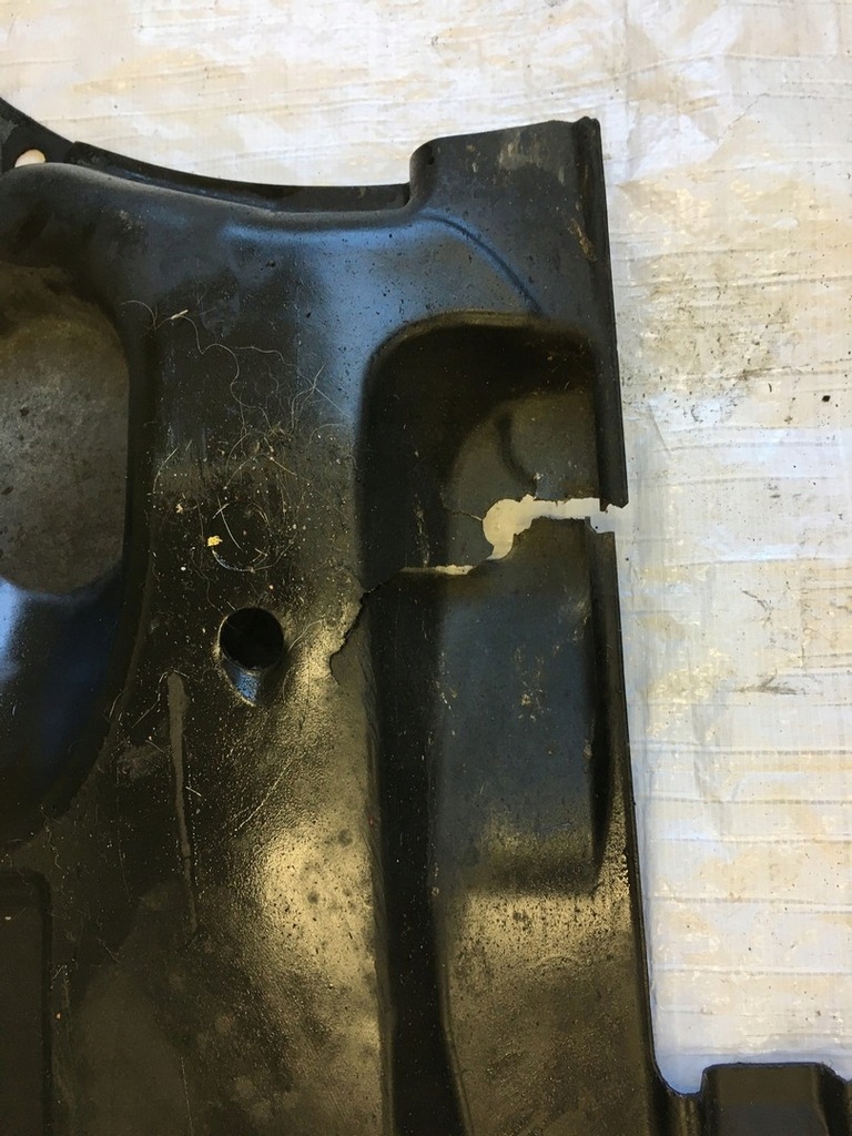 фото №8, Audi a6 c6 3.2 fsi защита нижняя подвеска правая левая 4f0825208 4f0825207c