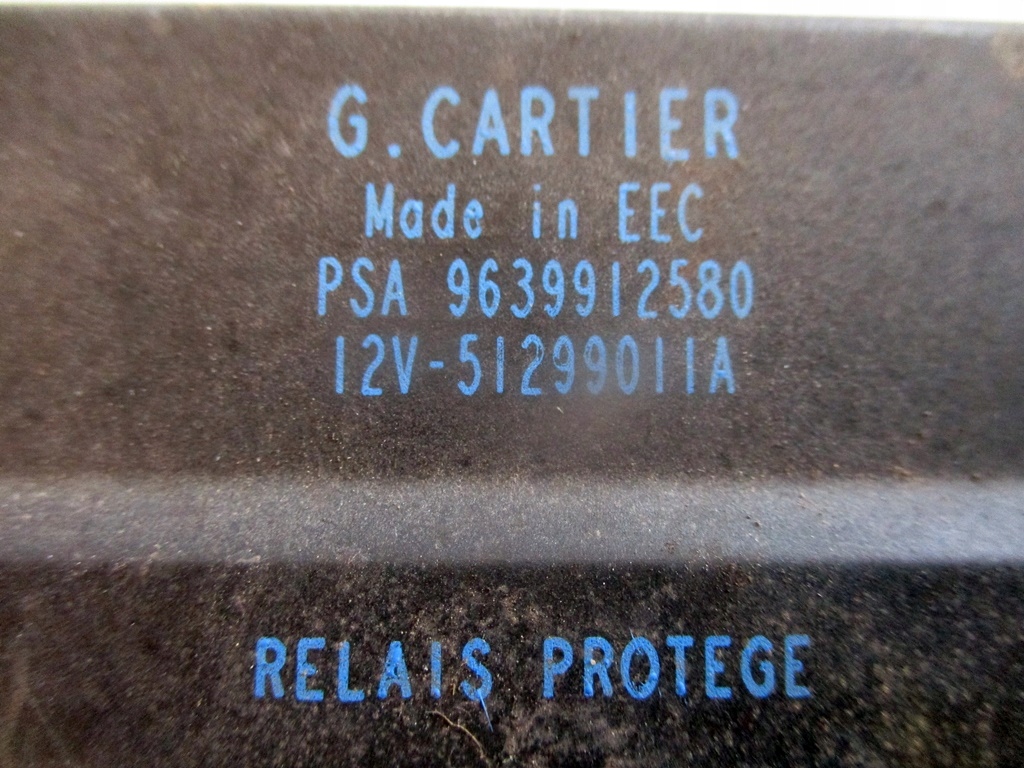 фото №4, Citroen c3 i 1.4 hdi реле свеча