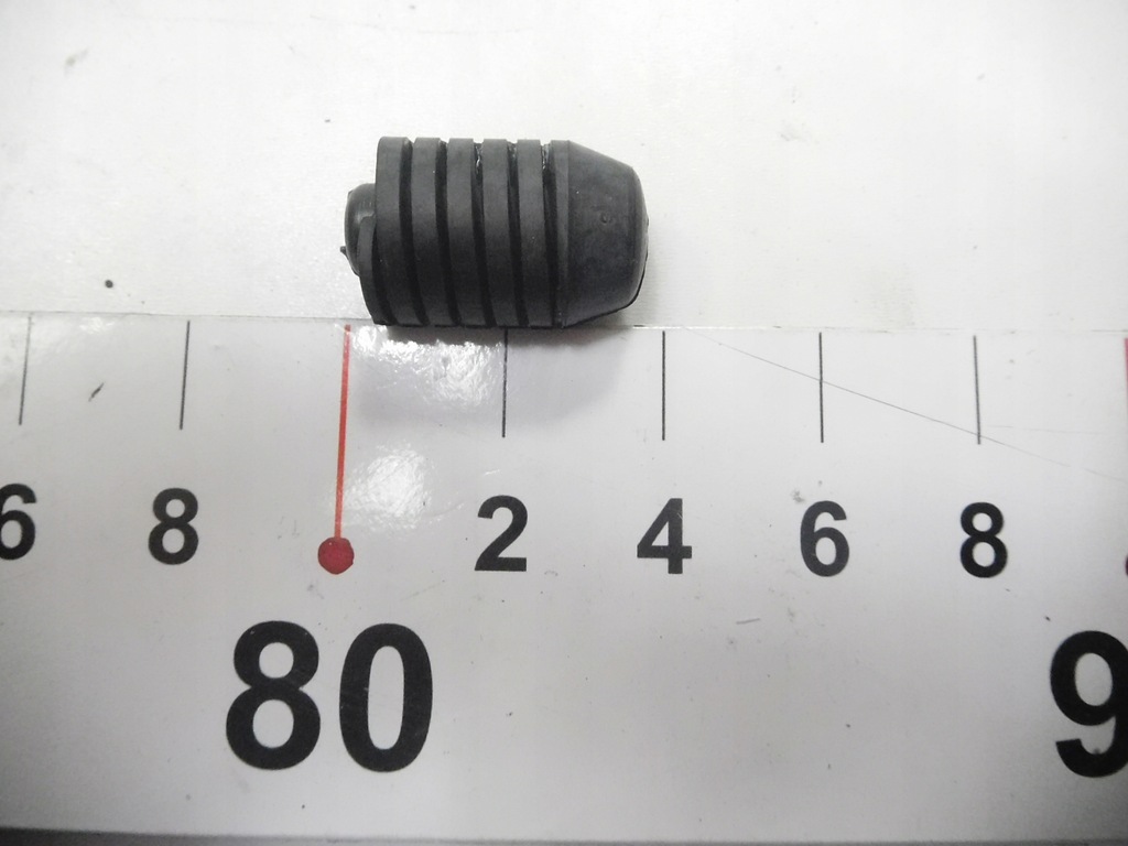 фото №6, Отбойник капот fiat 126 bis оригинальный номер 7601456 винтовой