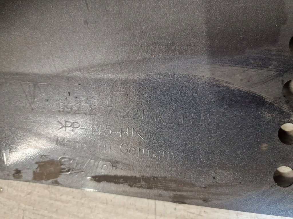 фото №13, Porsche 992 911 gts sport design 19- бампер перед pdc