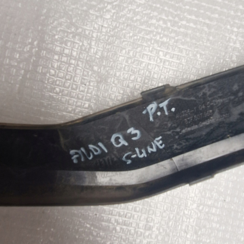 фото №8, Молдинг решітка права бампер задня audi q3 ii 2 s-line 83f807968