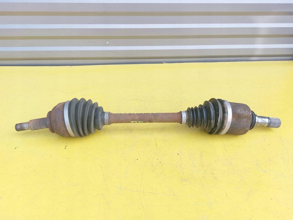 фото №1, Renault оригинальный номер 391005010r приводной вал