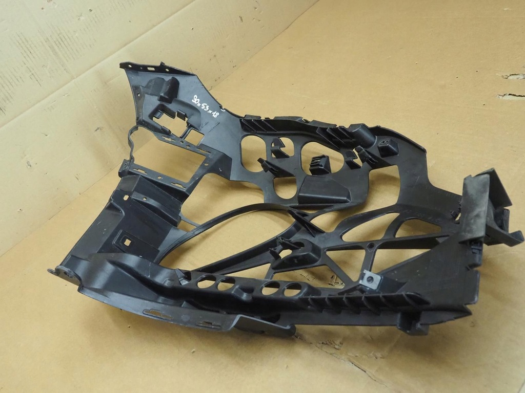 фото №15, Mercedes w214 направляющая кронштейн перед левая a2148850400