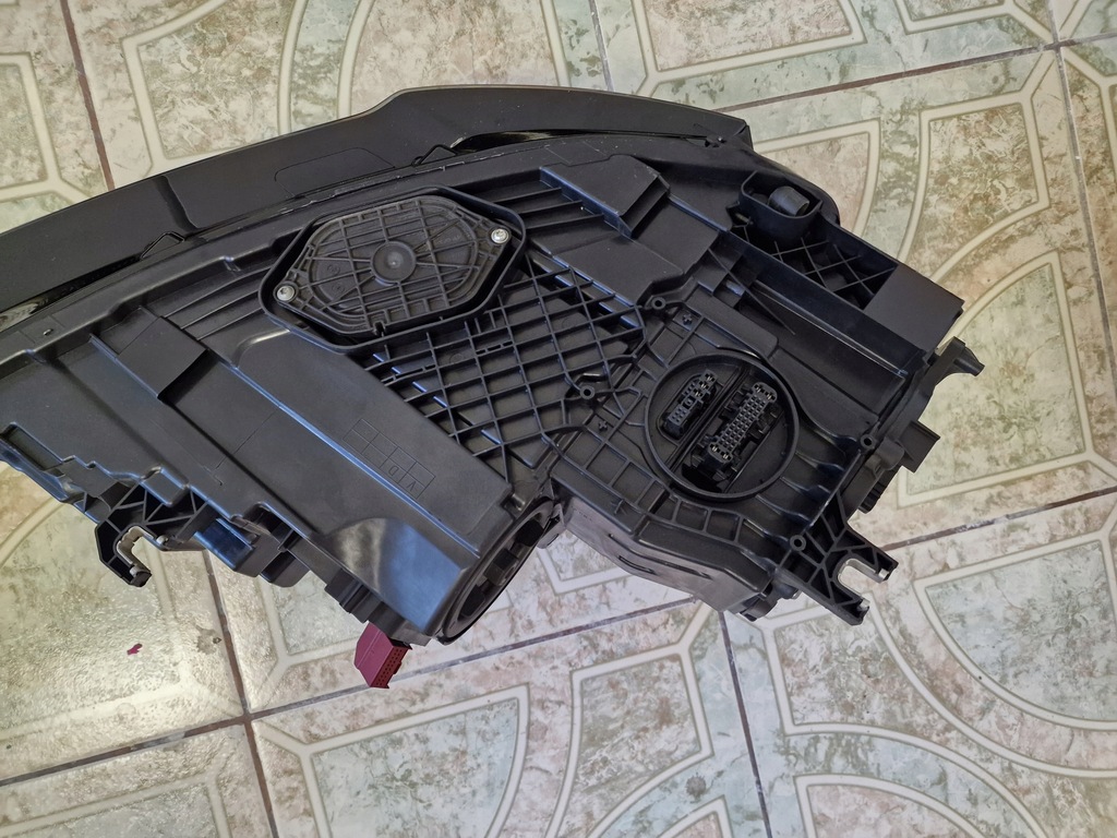 фото №10, Audi a8 d4 lift лампы matrix