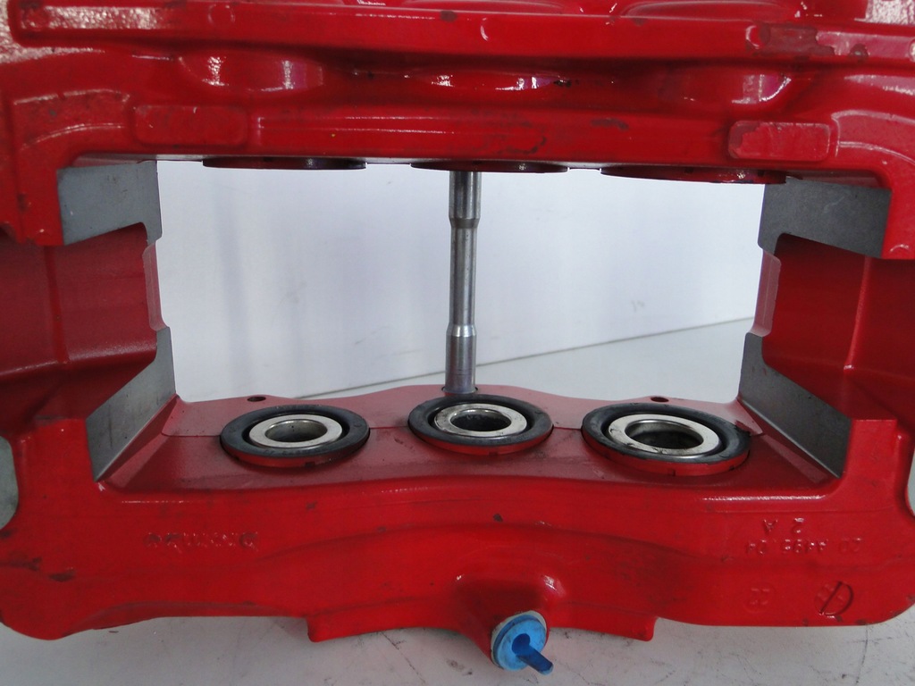 фото №11, Mercedes amg gt 190 sls 197 суппорт комплект суппорты передние 63 amg