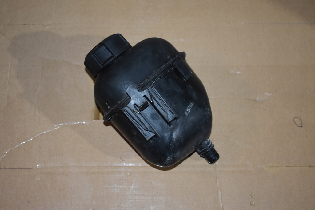 Купити Бак води bmw g01 g02 g05 1