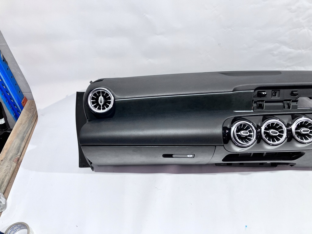 фото №7, Панель приладів панель приладів amg mercedes a klasa w177 uk