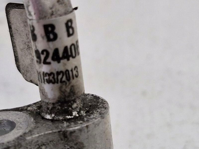 фото №9, Nissan juke 1 i f15 1.5 dci шланг трубка wąż кондиціонера 92440ba65a