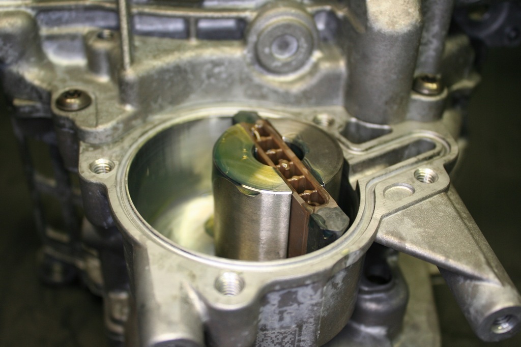 фото №12, Bmw f01 f10 x5 f15 n57n n57z насос масла оригинал