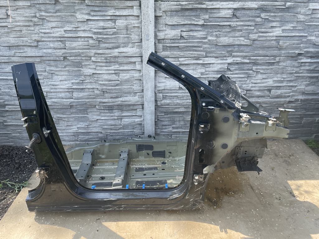 фото №1, Peugeot 5008 ii чверть поріг лонжерон права правий перед передня ktvd
