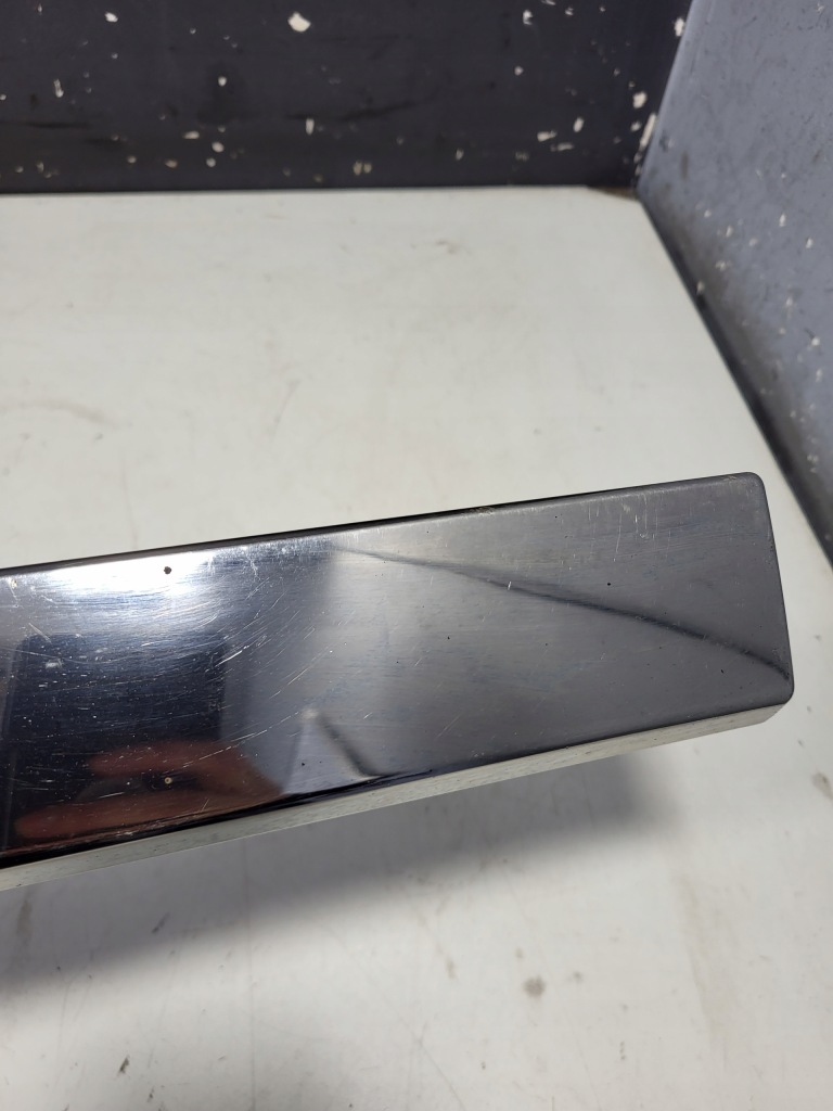 Молдинг декоративная дверь правый перед peugeot 2008 i хром 9806391677 с Разборки