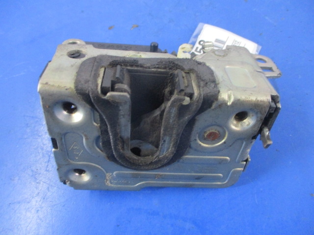 фото №1, Dacia sandero i замок задня правий +привід