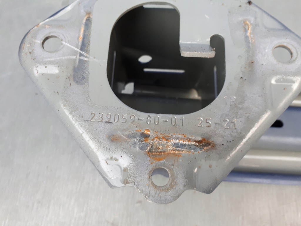 фото №9, Toyota yaris 2019- 19- балка бампера заднего