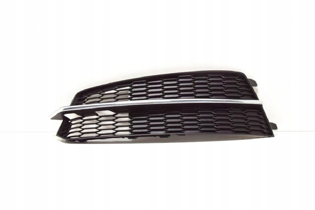 Audi a6 c7 бампер передний s-line левая решётка противотуманная 4g0807647b9b9 с Разборки