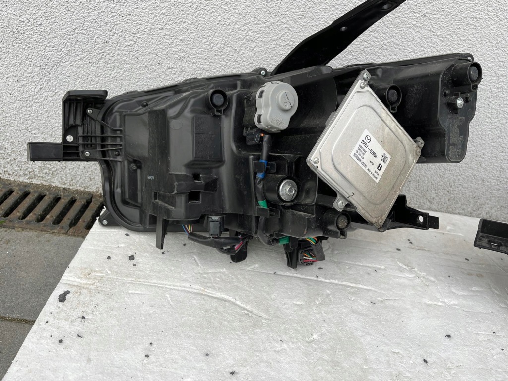 Фара правый  левая mazda cx30 cx-30 full led с Разборки