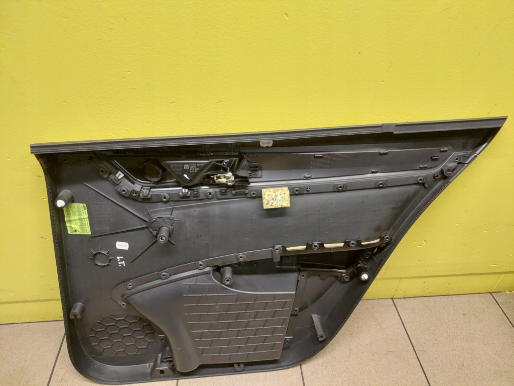 фото №6, Skoda rapid ii hb оббивка двері лівий задня 5jj867023