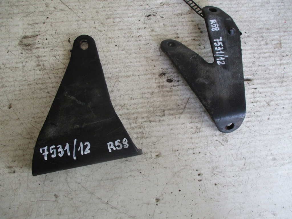 фото №1, 7531/12 кронштейн подвеска кронштейн turbo 2.2cdi mercedes w638 a6110960645