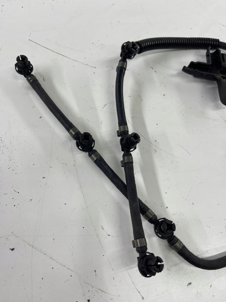 фото №3, Mercedes r-klasa w251 3.0 v6 cdi распределитель топлива a6420780341 + провода