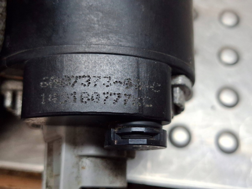 Дополнительная насос воды tesla model s 12-16 6007373 Недорого