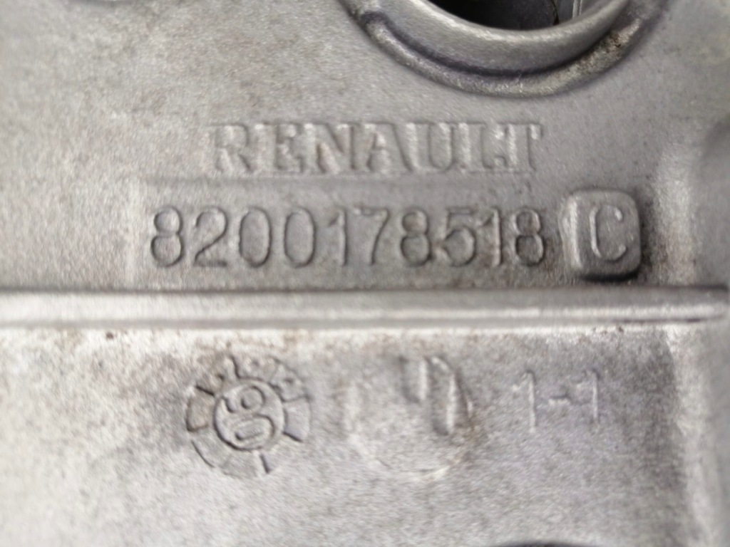 фото №12, Головка grand scenic ii 2 megane ii 2,0 16v f4r 8200178518 7711135172 kpl.