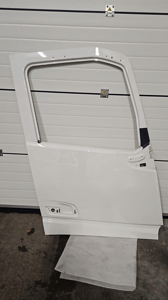 фото №1, Оригінальні двері volvo fh 4 fh 5 двері праве пасажир