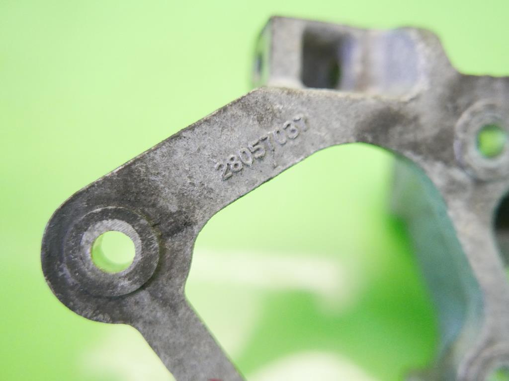 фото №8, Кронштейн кронштейн дросель peugeot partner ii phi