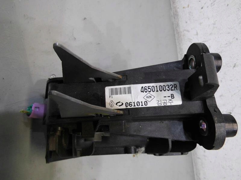 фото №2, Педаль зчеплення renault latitude 2.0 465010032r