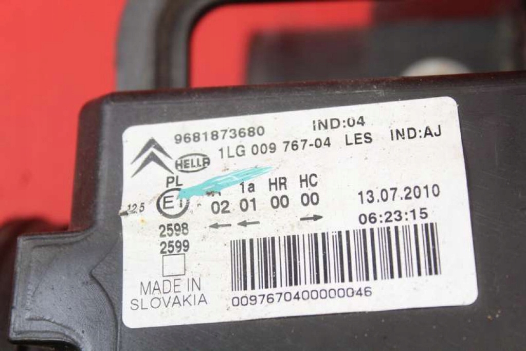 фото №7, Фара правый лампа перед uk 9681873680 citroen c3 picasso 08-17