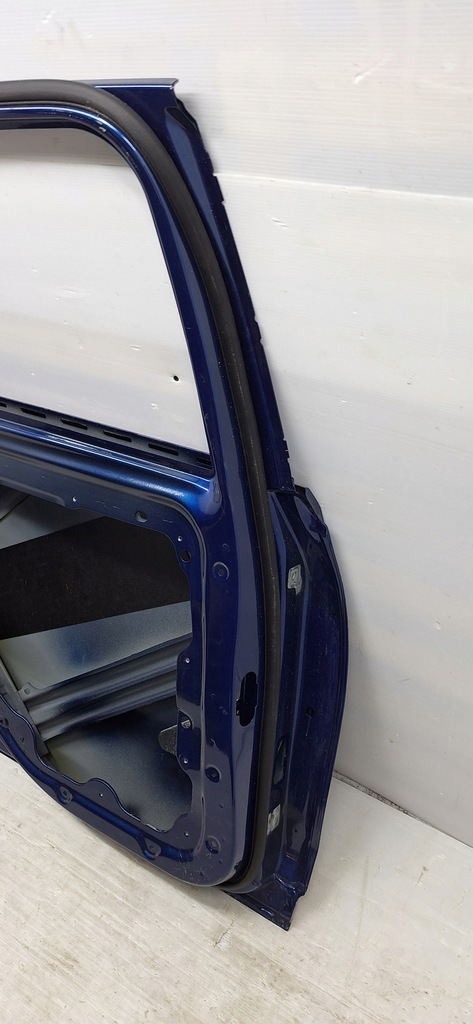 фото №15, Mercedes c klasa w206 a206 дверь задние задняя левая sedan