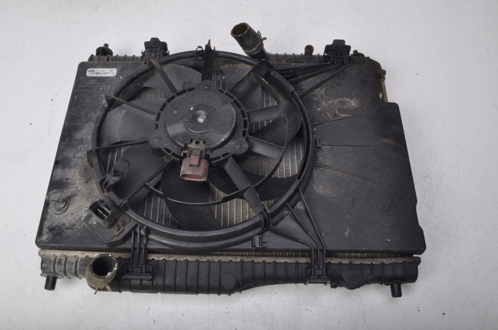 Купить Fiesta mk7 1.4 tdci радиатор воды +вентилятор