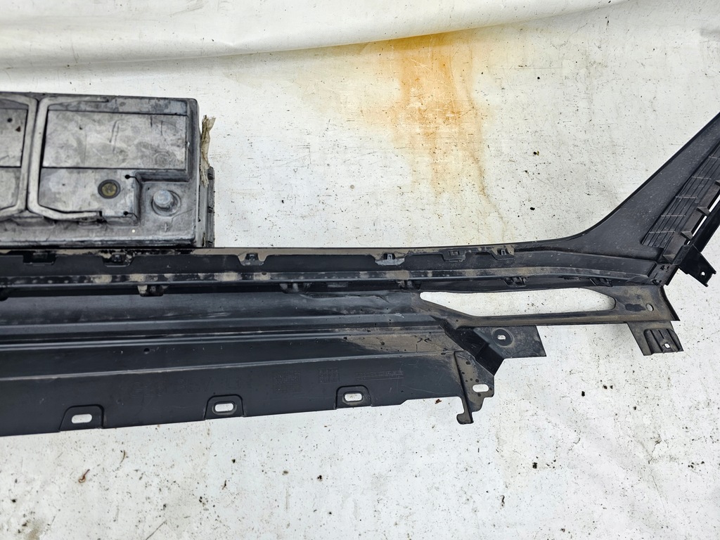 фото №9, Порог молдинг порог bmw i4 g26 2021 - m-pakiet левая 8737087 51778737085