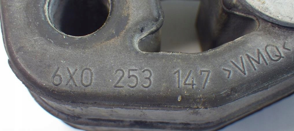 фото №12, Кронштейн кронштейн глушника 1h0253147b audi a1 a3 s3 q7