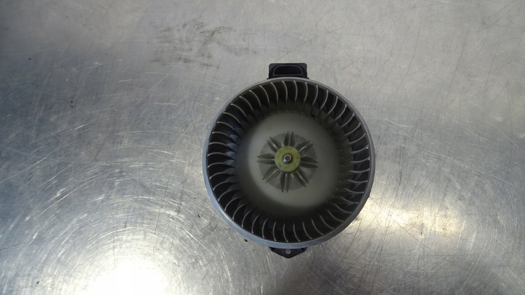 фото №4, Вентилятор обдув toyota yaris 1.4