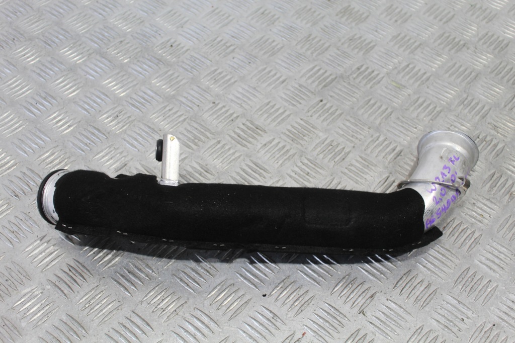 Купити Труба шланг інтеркулер mercedes w213 рестайлінг  2.0cdi