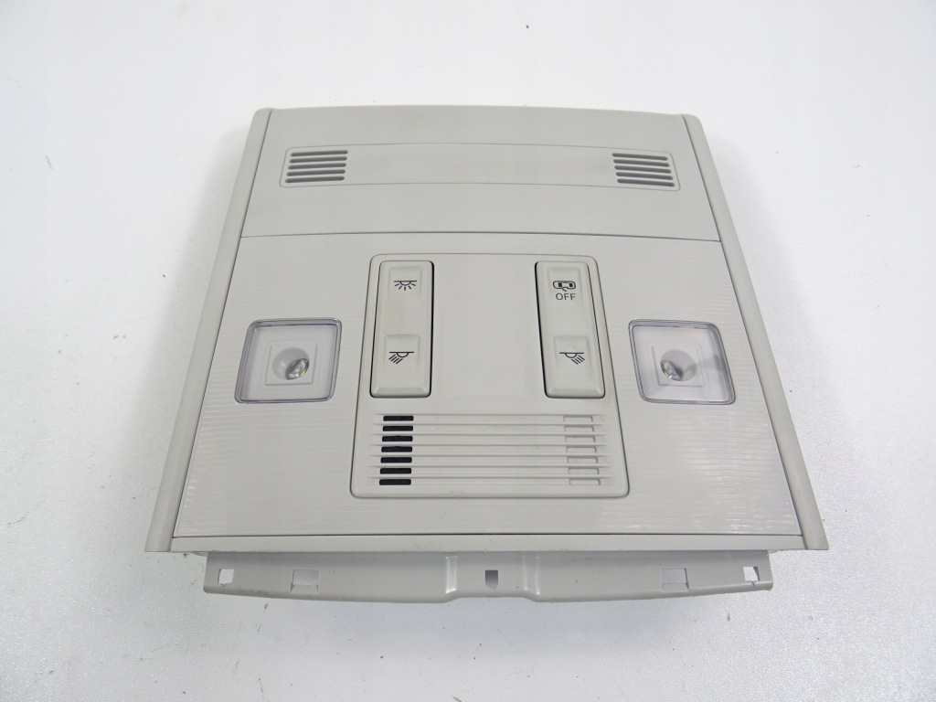 фото №1, Vw t-roc лампа потолочный освещение колодка 2ga867071b 3b0035711b