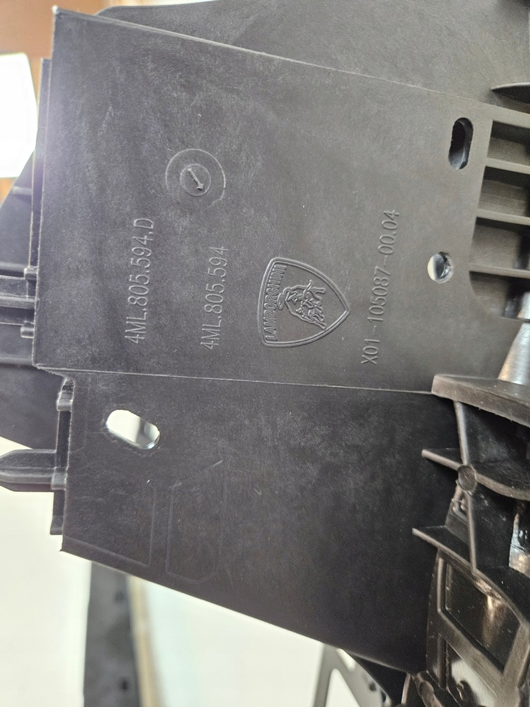 фото №8, Lamborghini urus pas передний усилитель перед 4ml.805.594