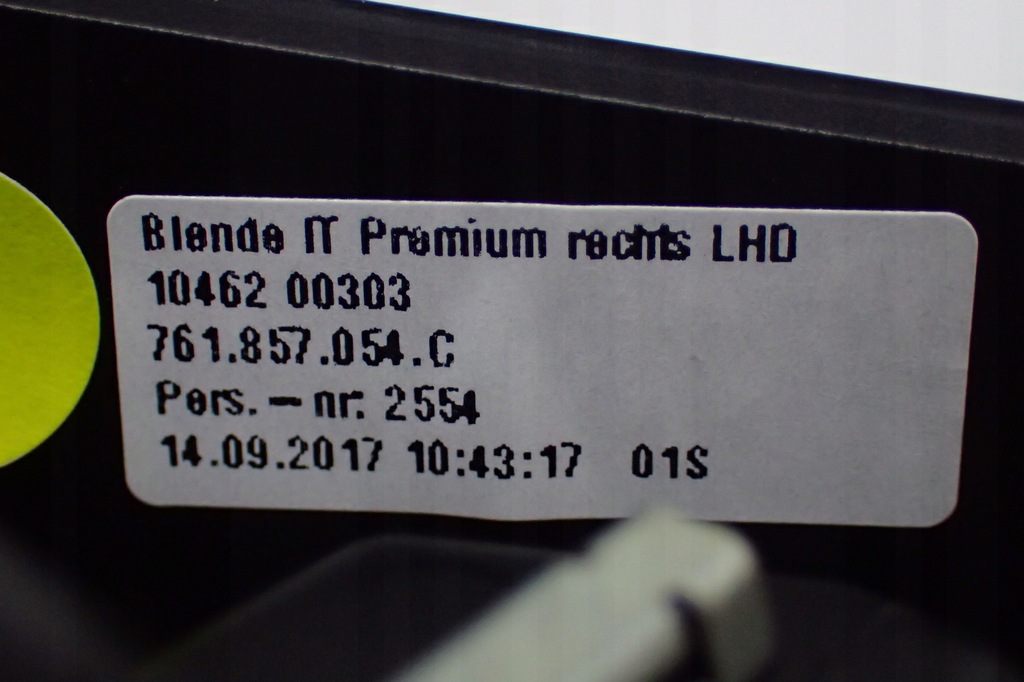 фото №6, ^^ vw touareg 3 захист заглушка консолі 761857054c