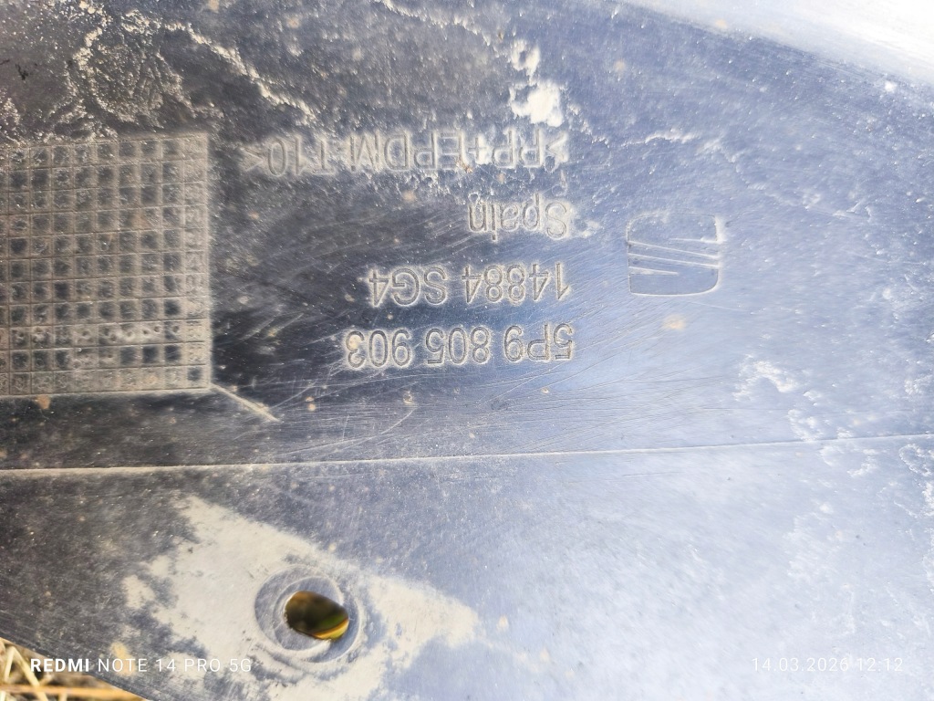 Бампер перед комплектный  противотуманные фары омыватель решётка altea xl рестайлинг  09-15 Недорого