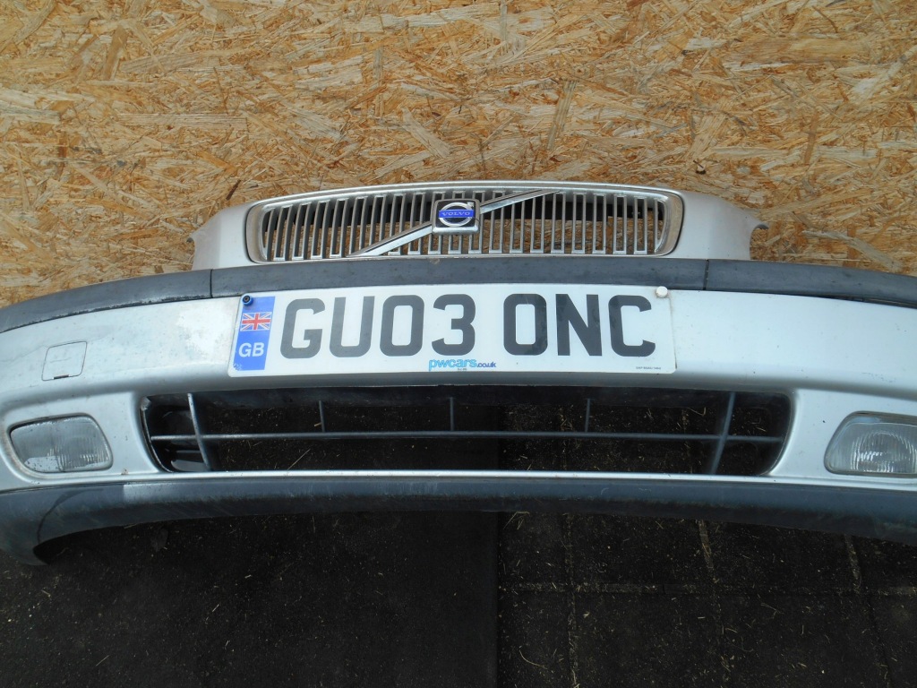 фото №4, Volvo v70 ii kombi 426-26 бампер перед