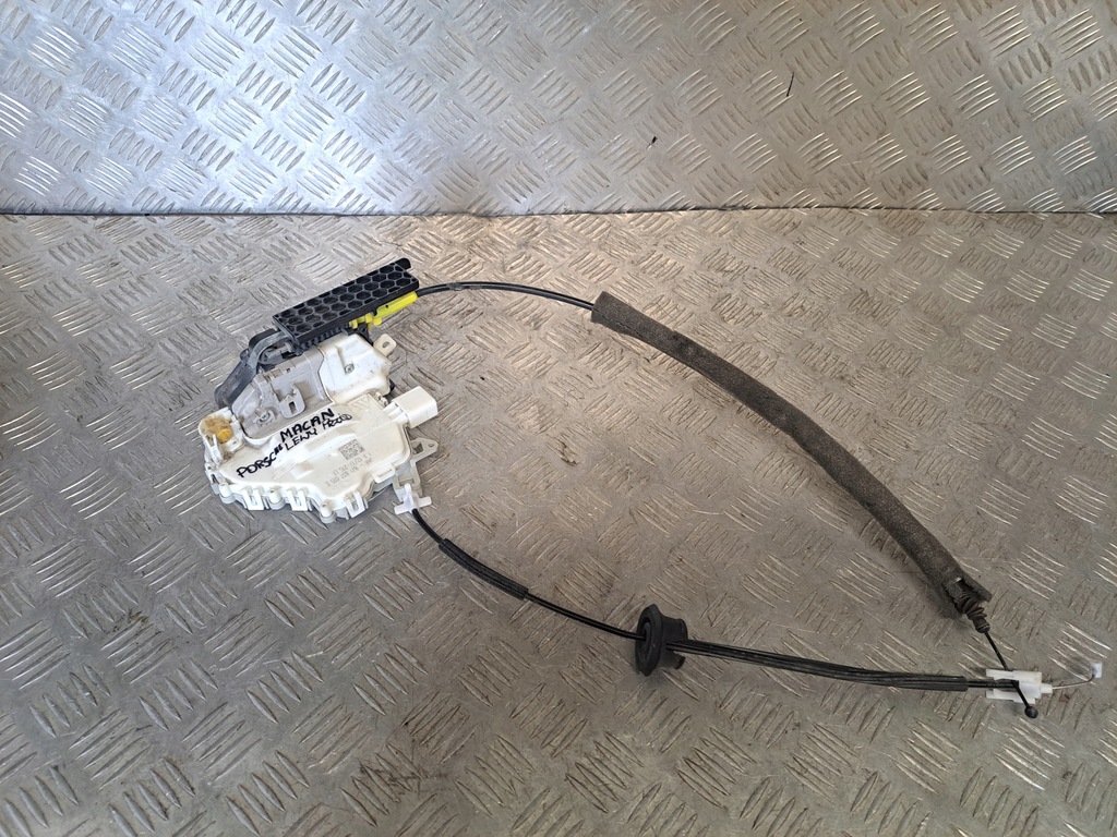 фото №3, Porsche macan 2017 r замок дверь левый перед