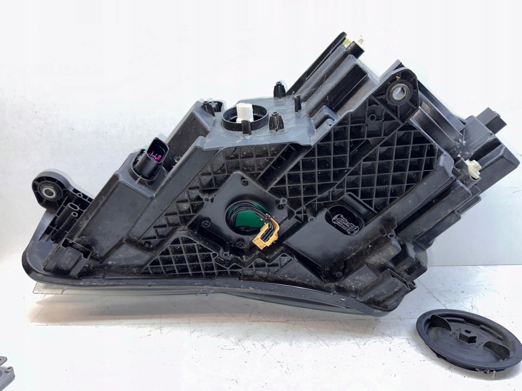 Skoda superb фара перед левая правый  ксенон led комплект 3v194015b 3v1941016b Оригинал