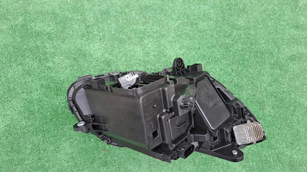 фото №5, Mercedes c-klasa w205 full led лампа передняя