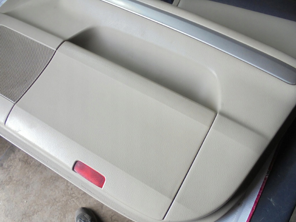 фото №2, Обшивка панель двері правий перед lexus rx ii 400h 2007