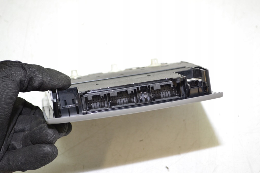 фото №5, Bmw e90 лампа стельовий освітлення кабіни салону 9205125